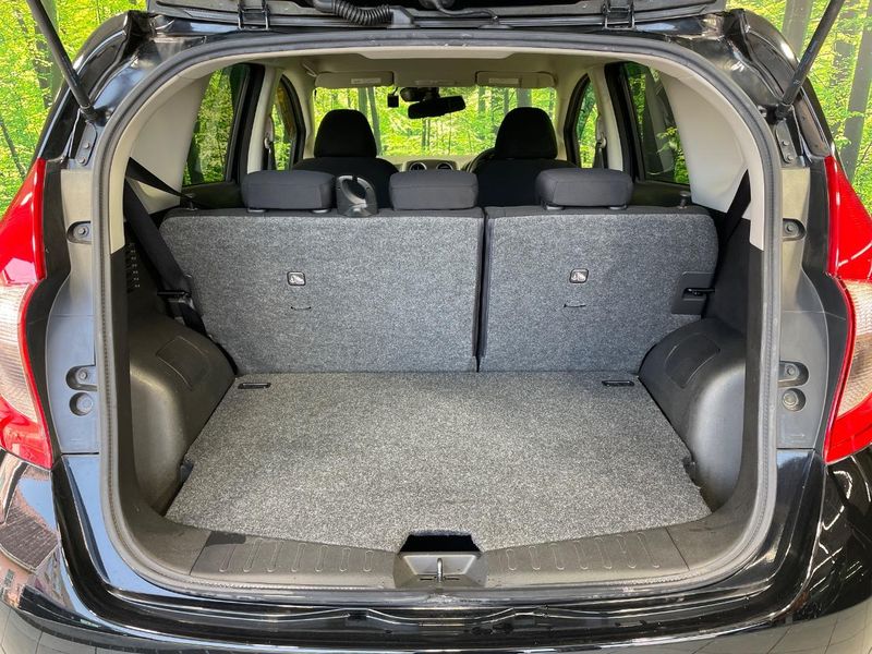 2015 Nissan Note DBA-E12 (UW-6a94efd36b3b7)[20]