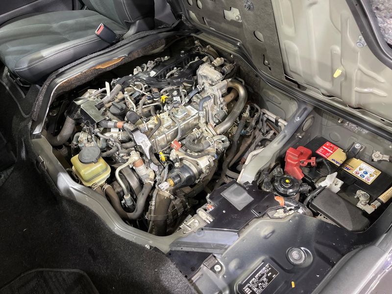 2019 Toyota Hiace Van QDF-GDH211K (UW-6a94effa9265c)[4]