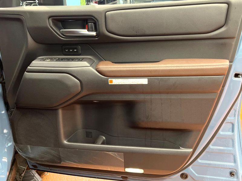 2024 Toyota Land Cruiser 250 3DA-GDJ250W (UW-6a94effd2d164)[22]