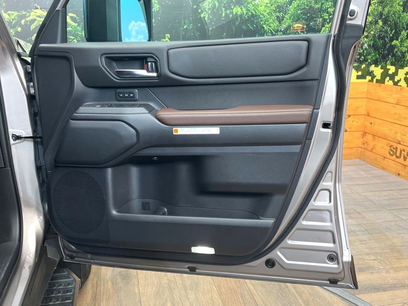 2025 Toyota Land Cruiser 250 3DA-GDJ250W (UW-6a94effeb17eb)[19]