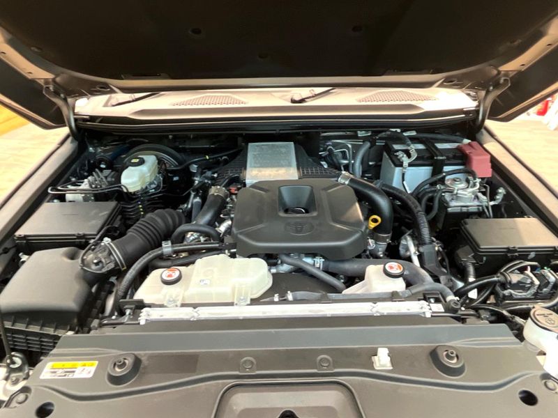 2025 Toyota Land Cruiser 250 3DA-GDJ250W (UW-6a94effeb17eb)[4]