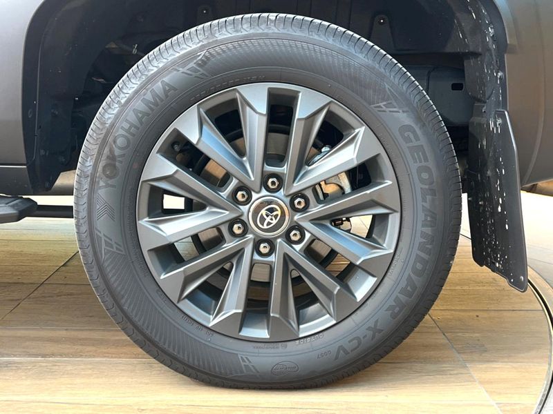 2025 Toyota Land Cruiser 250 3DA-GDJ250W (UW-6a94effeb17eb)[28]
