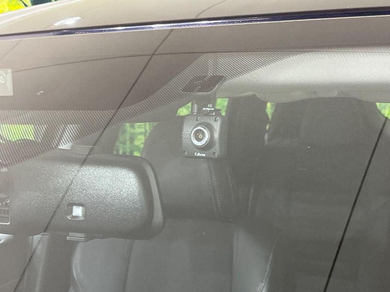 2022 Mitsubishi OUTLANDER PHEV 5LA-GN0W (UW-6a94f01a79bdd)[20]