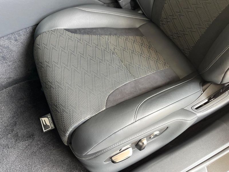 2021 Lexus LS 6AA-GVF50 (UW-6a94f03771260)[10]