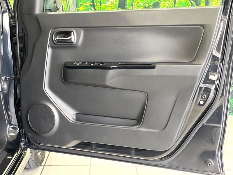 2019 Suzuki Alto Works DBA-HA36S (UW-6a94f0406fac3)[26]
