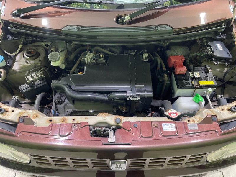 2011 Suzuki ALTO Lapin DBA-HE22S (UW-6a94f04a8fa5c)[4]