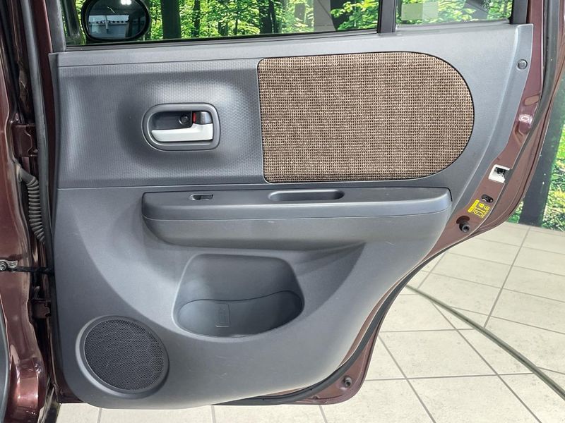2011 Suzuki ALTO Lapin DBA-HE22S (UW-6a94f04a8fa5c)[6]