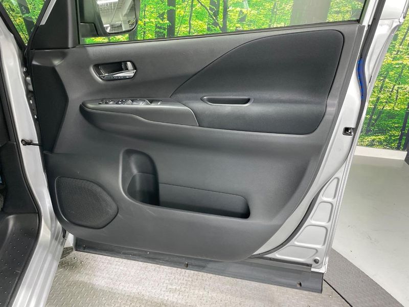 2018 Nissan Serena DAA-HFC27 (UW-6a94f05b3c145)[27]