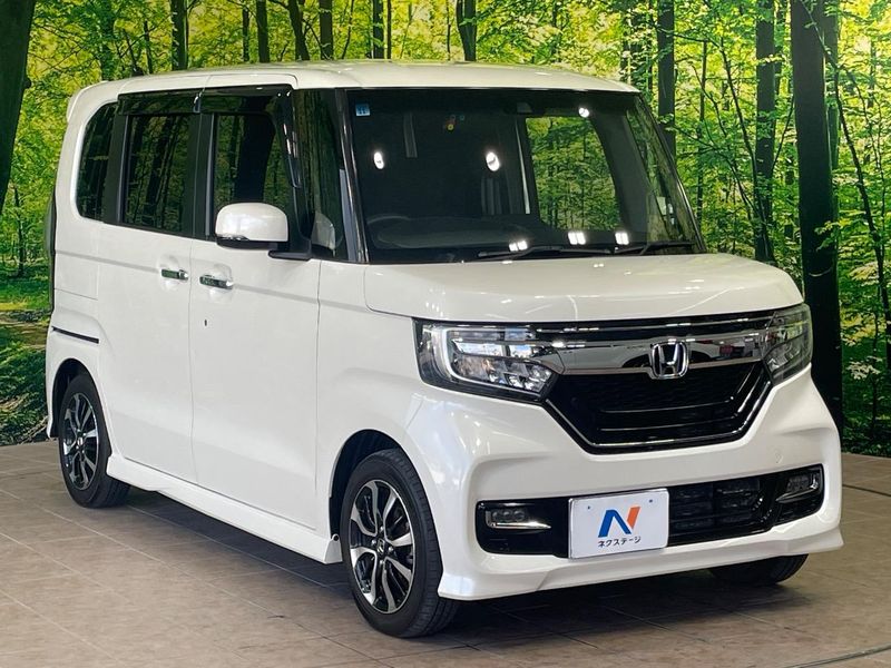 2017 Honda N-BOX CUSTOM DBA-JF3 (UW-6a94f08bb96c4)[11]