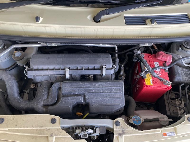 2014 Daihatsu Mira Cocoa DBA-L675S (UW-6a94f100f1a25)[8]