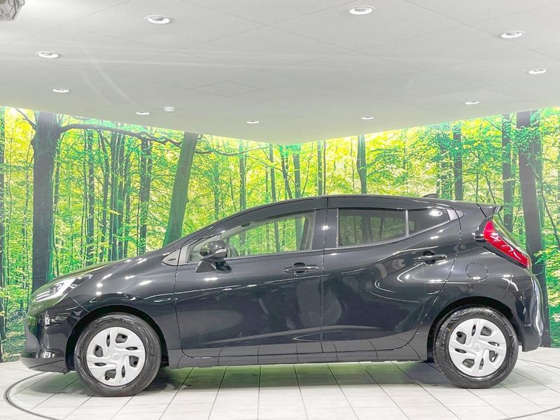 2021 Toyota Aqua 6AA-MXPK11 (UW-6a94f1f270c03)[8]