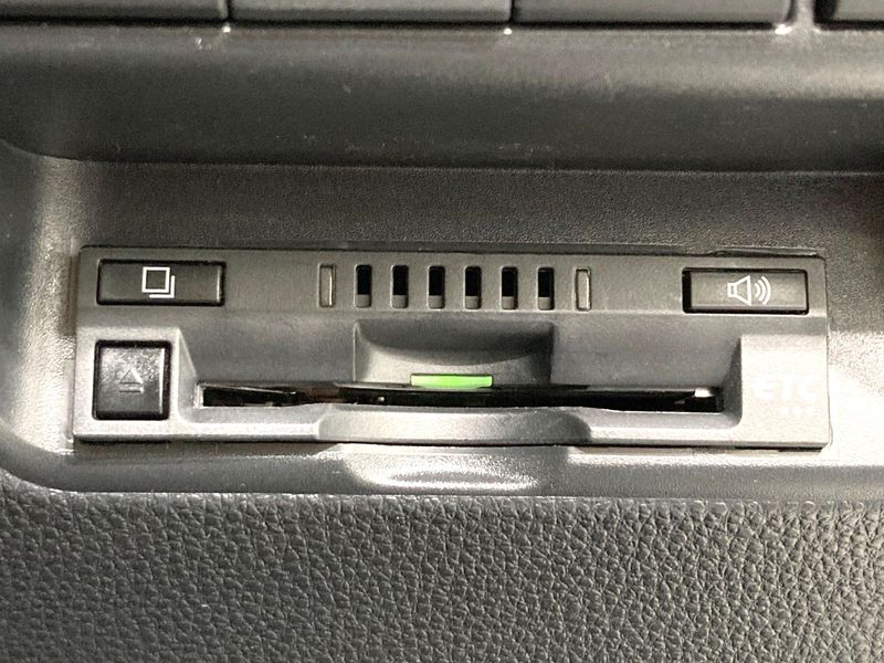 2023 Toyota Aqua 6AA-MXPK11 (UW-6a94f1f5d87f5)[23]