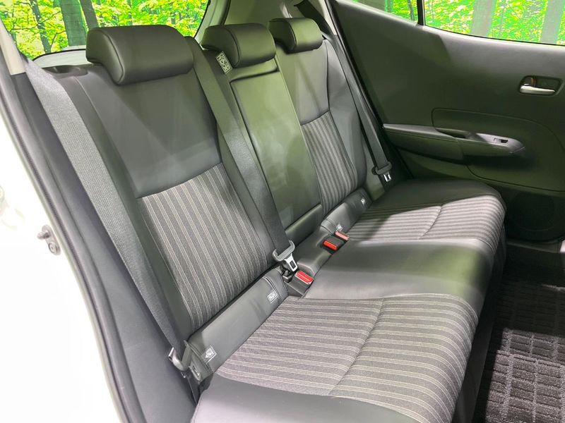2024 Toyota Aqua 6AA-MXPK16 (UW-6a94f1f9a2eb1)[9]