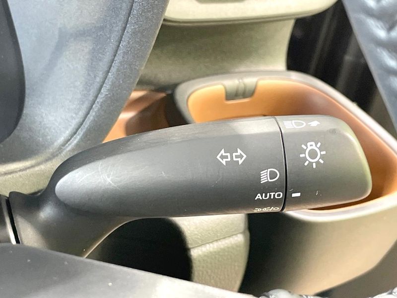 2023 Toyota Sienta 6AA-MXPL10G (UW-6a94f1facfae0)[18]