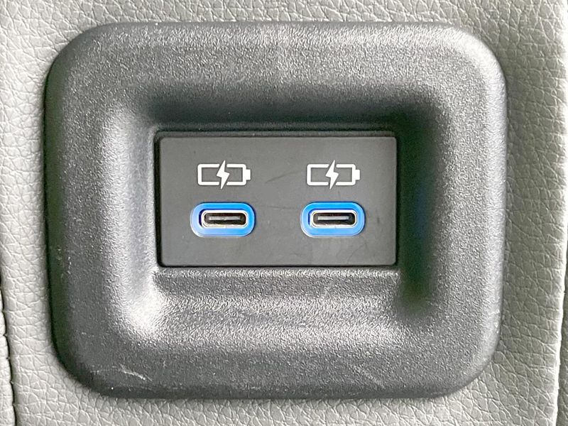 2023 Toyota Sienta 6AA-MXPL10G (UW-6a94f1fb5373d)[26]