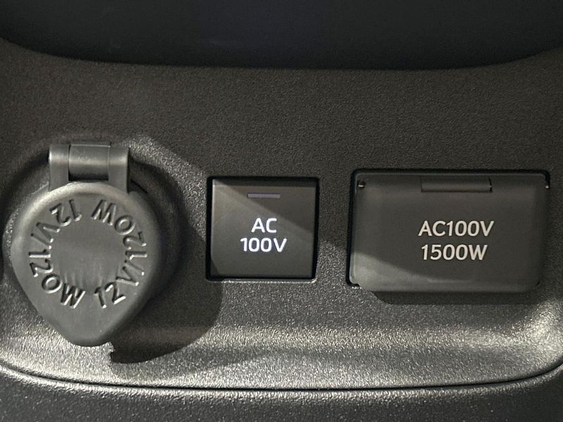 2026 Toyota Sienta 6AA-MXPL10G (UW-6a94f2019e389)[28]