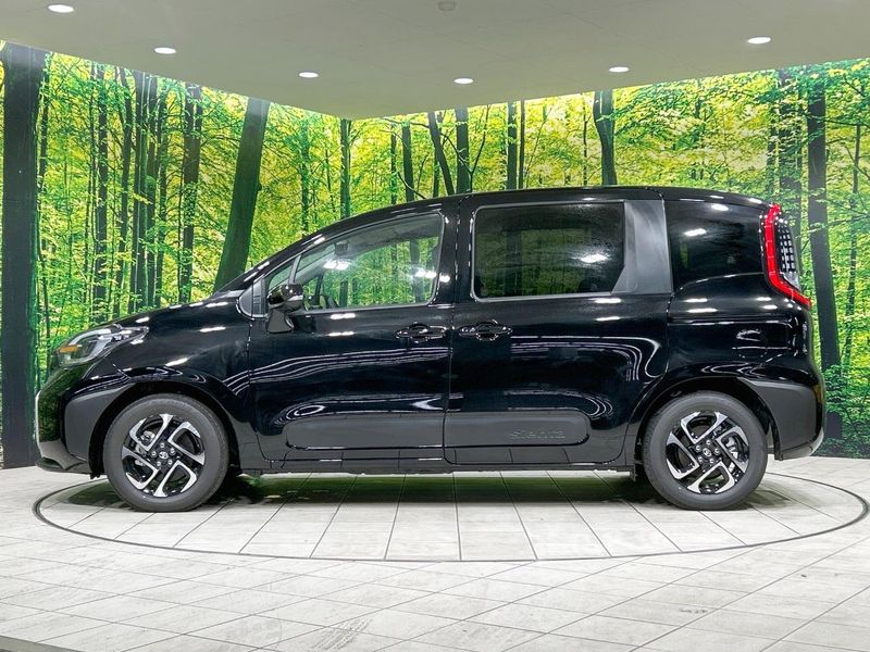 2026 Toyota Sienta 6AA-MXPL10G (UW-6a94f2019e389)[6]
