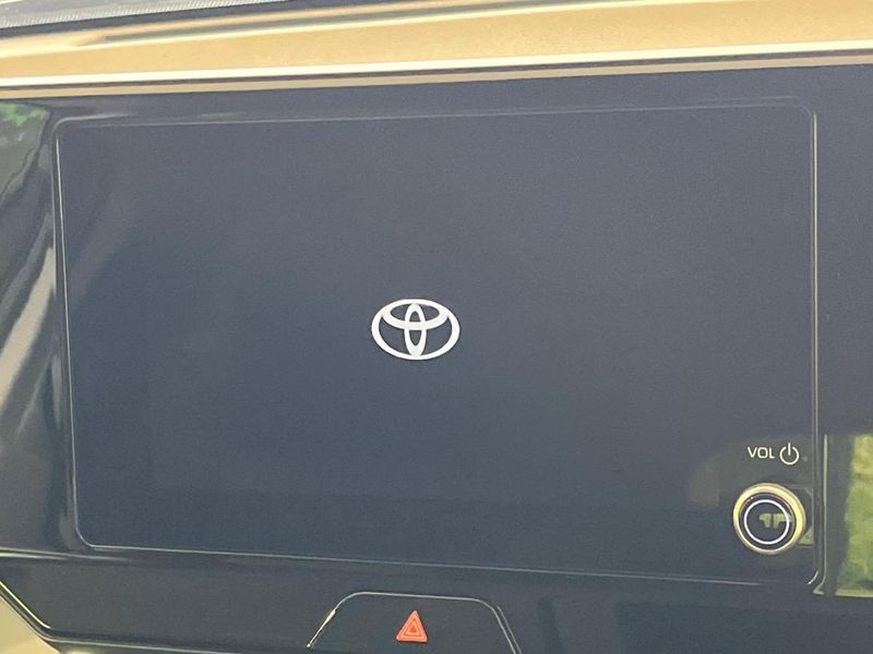 2023 Toyota Harrier 6BA-MXUA80 (UW-6a94f20b54c39)[4]