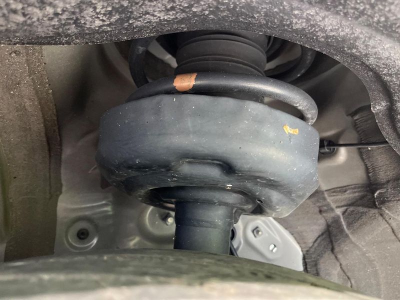 2024 Toyota Voxy 6BA-MZRA90W (UW-6a94f22599baf)[29]