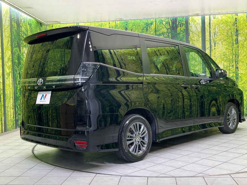 2024 Toyota Voxy 6BA-MZRA90W (UW-6a94f22599baf)[23]