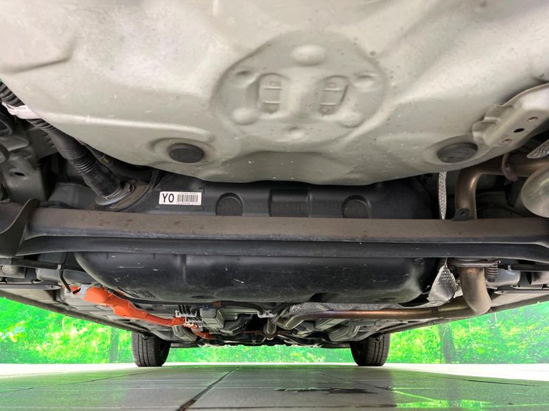 2013 Toyota Aqua DAA-NHP10 (UW-6a94f22f4ba43)[9]