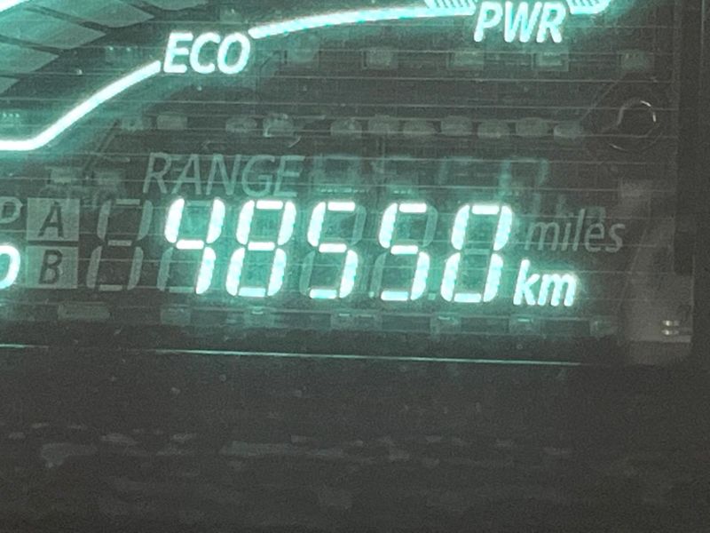 2013 Toyota Aqua DAA-NHP10 (UW-6a94f22f4ba43)[2]