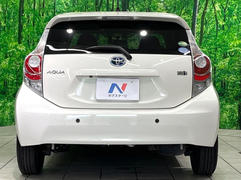 2013 Toyota Aqua DAA-NHP10 (UW-6a94f22f4ba43)[8]