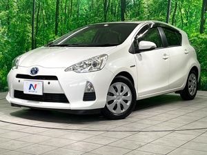 2013 Toyota Aqua DAA-NHP10