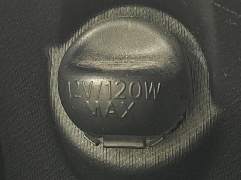 2013 Toyota Aqua DAA-NHP10 (UW-6a94f22f4ba43)[27]