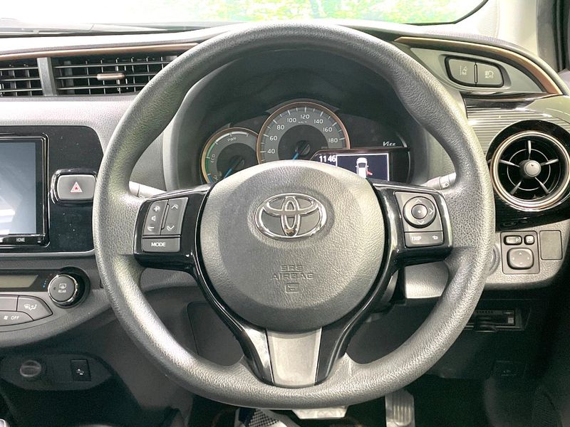 2018 Toyota Vitz DAA-NHP130 (UW-6a94f24177e74)[5]