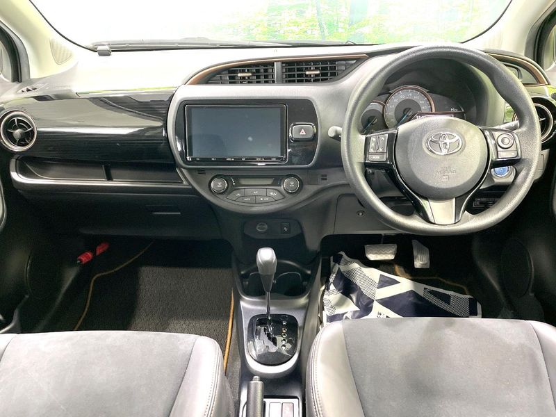 2018 Toyota Vitz DAA-NHP130 (UW-6a94f24177e74)[4]