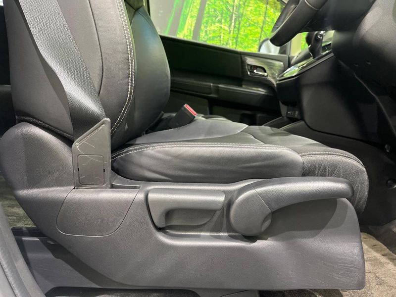 2014 Honda Odyssey DBA-RC1 (UW-6a94f258419b1)[21]