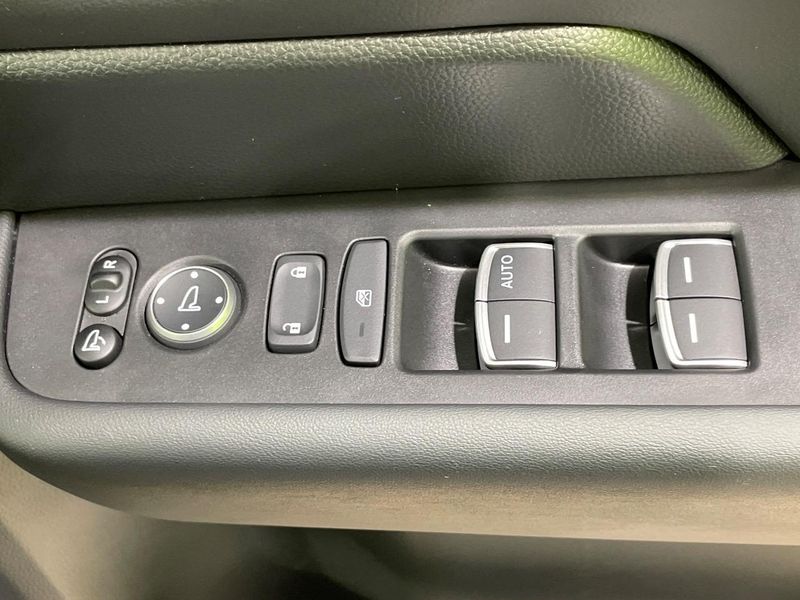 2024 Honda Step Wagon 6AA-RP8 (UW-6a94f26498b2c)[5]