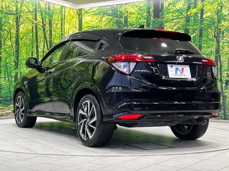 2017 Honda Vezel DAA-RU3 (UW-6a94f26ab4569)[21]