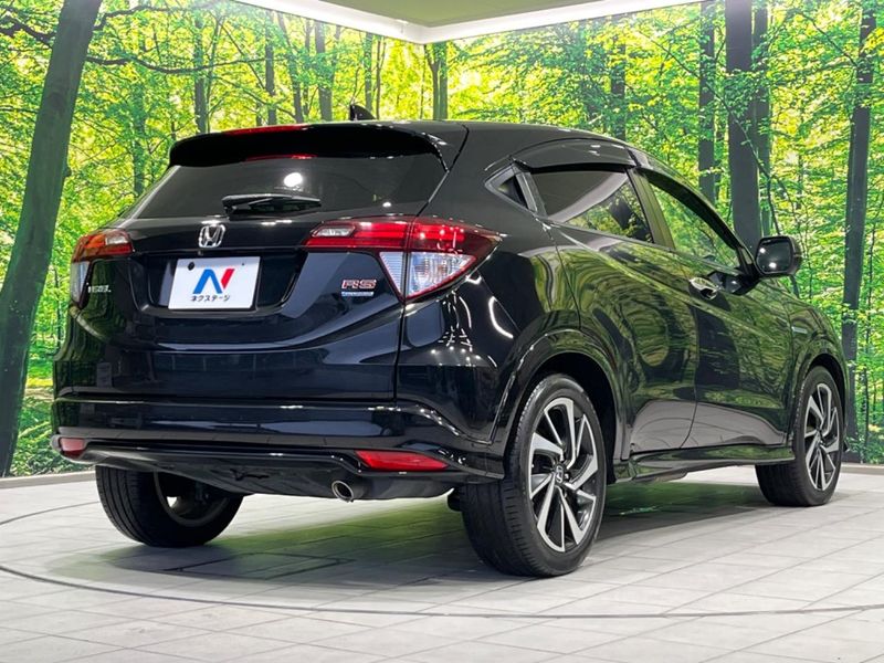 2017 Honda Vezel DAA-RU3 (UW-6a94f26ab4569)[19]