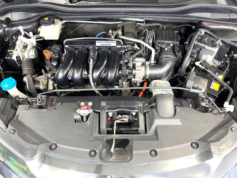 2014 Honda Vezel DAA-RU4 (UW-6a94f26d4d6d7)[5]