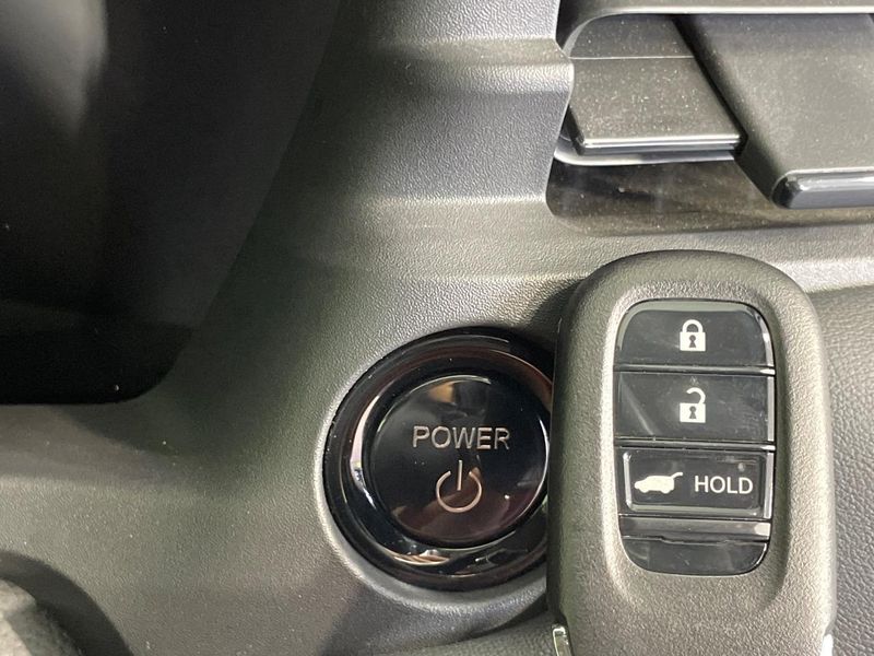 2021 Honda Vezel 6AA-RV5 (UW-6a94f26ee18f2)[5]