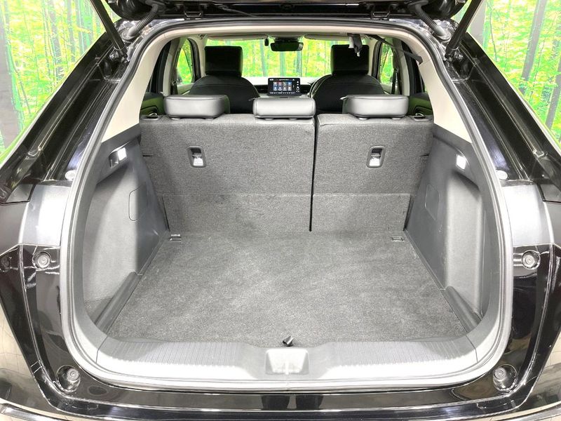 2021 Honda Vezel 6AA-RV5 (UW-6a94f2725bb6f)[27]