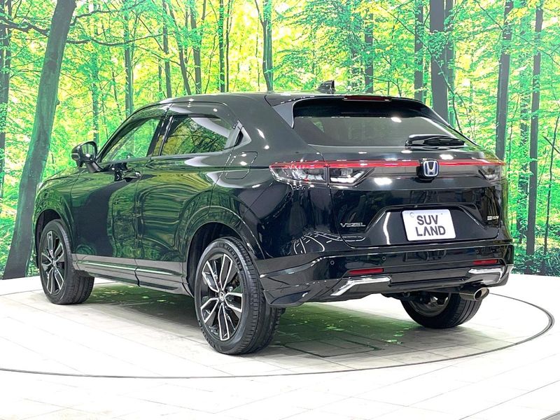 2021 Honda Vezel 6AA-RV5 (UW-6a94f2725bb6f)[11]