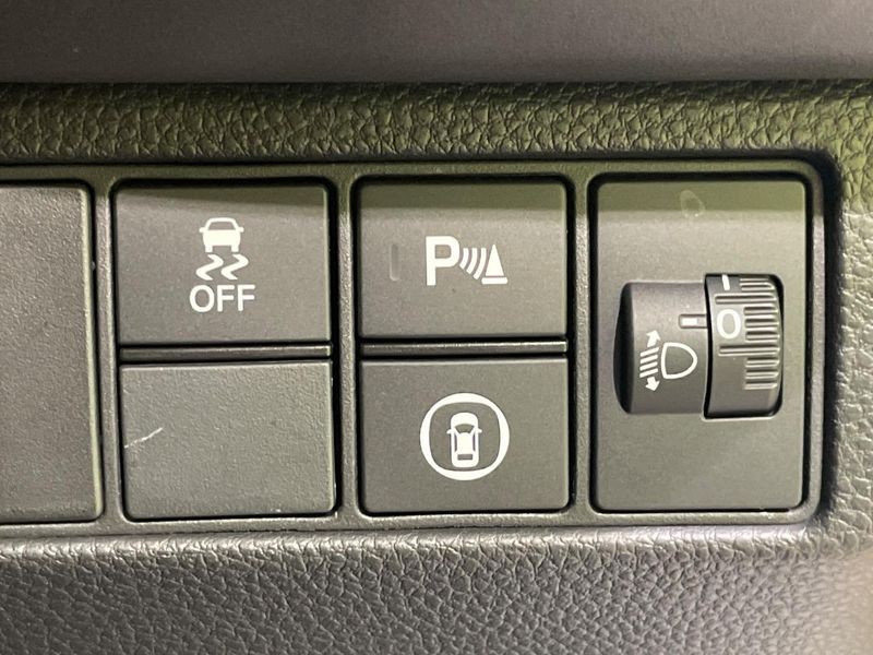 2023 Honda Vezel 6AA-RV5 (UW-6a94f276ba9dd)[6]