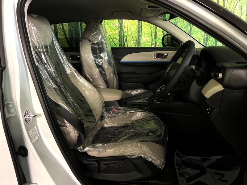 2026 Honda Vezel 6AA-RV5 (UW-6a94f27c7baf3)[16]