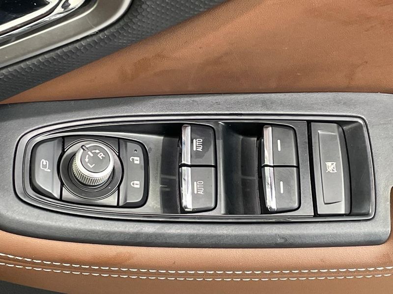 2019 Subaru Forester 5AA-SKE (UW-6a94f29372e87)[10]