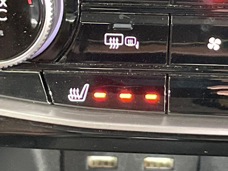 2019 Subaru Forester 5AA-SKE (UW-6a94f29372e87)[25]
