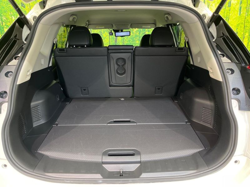 2020 Nissan X-Trail 5BA-T32 (UW-6a94f29d2fdc4)[17]