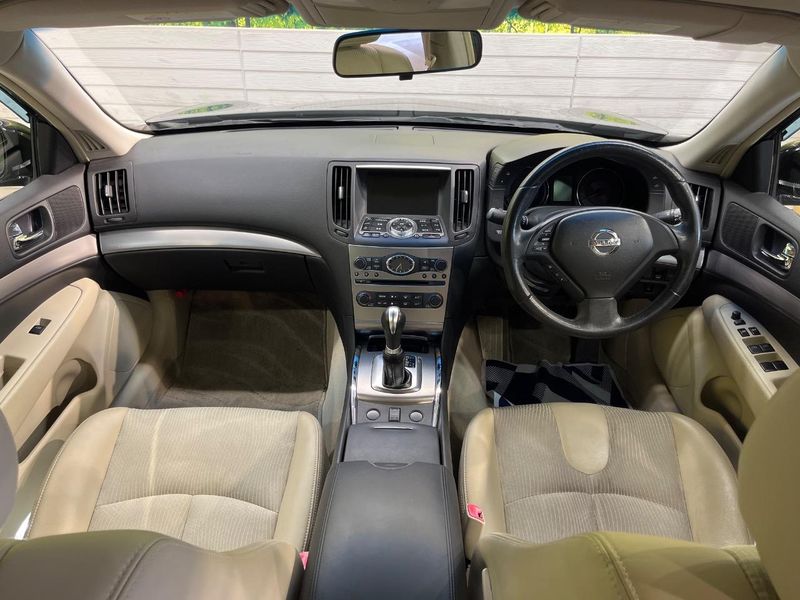 2012 Nissan Skyline DBA-V36 (UW-6a94f2b3f0c51)[29]