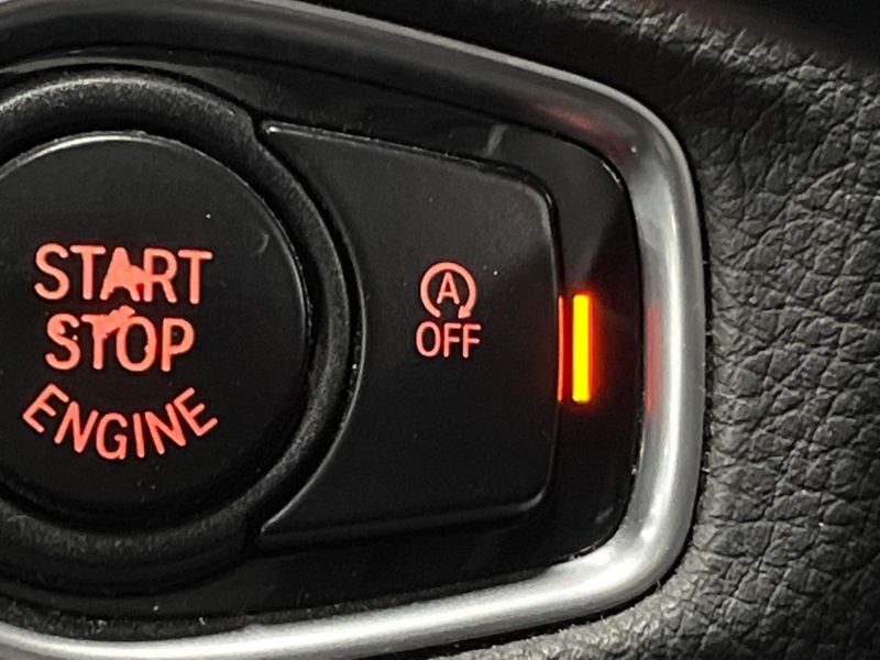 2017 BMW 2 Series DBA-2A15 (UW-6a94f2c9b0a00)[17]