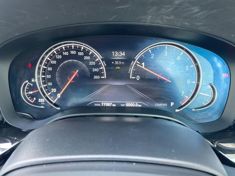 2018 BMW 5 Series DBA-JA20 (UW-6a94f2cc2de3c)[12]