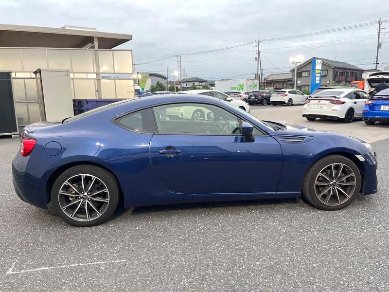 2017 Subaru BRZ DBA-ZC6 (UW-6a94f2e8db983)[22]