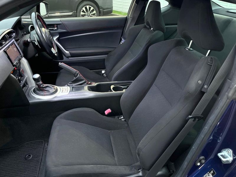 2017 Subaru BRZ DBA-ZC6 (UW-6a94f2e8db983)[10]