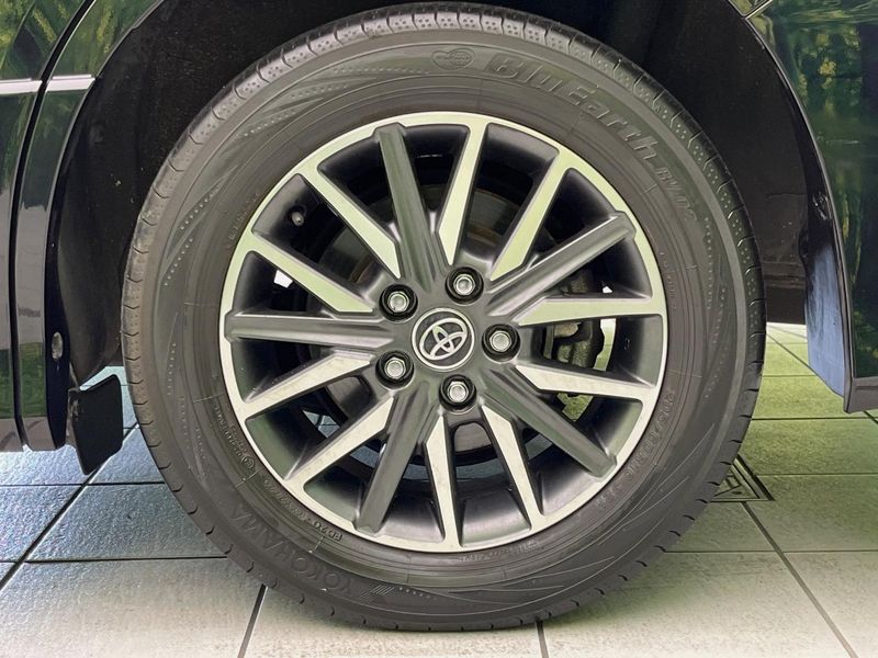 2015 Toyota Voxy DBA-ZRR80W (UW-6a94f2f365d34)[10]